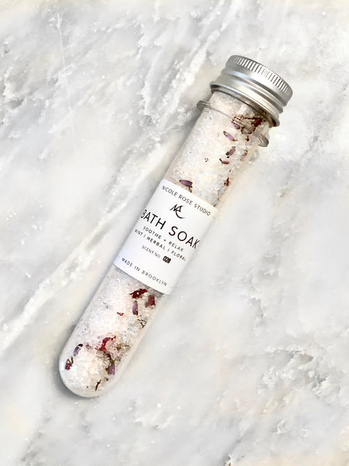Sels de bain relaxants à la rose et à la lavande – vue 2